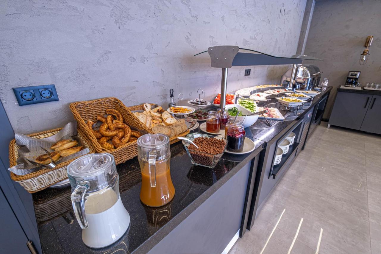 Methishotel Karsiyaka  Экстерьер фото